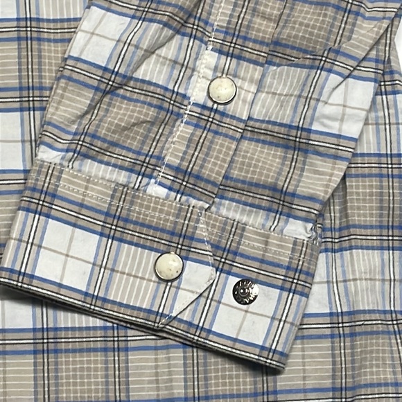 Rough Stock Panhandle Slim Pearl Snap Button Down - Picture 7 of 10